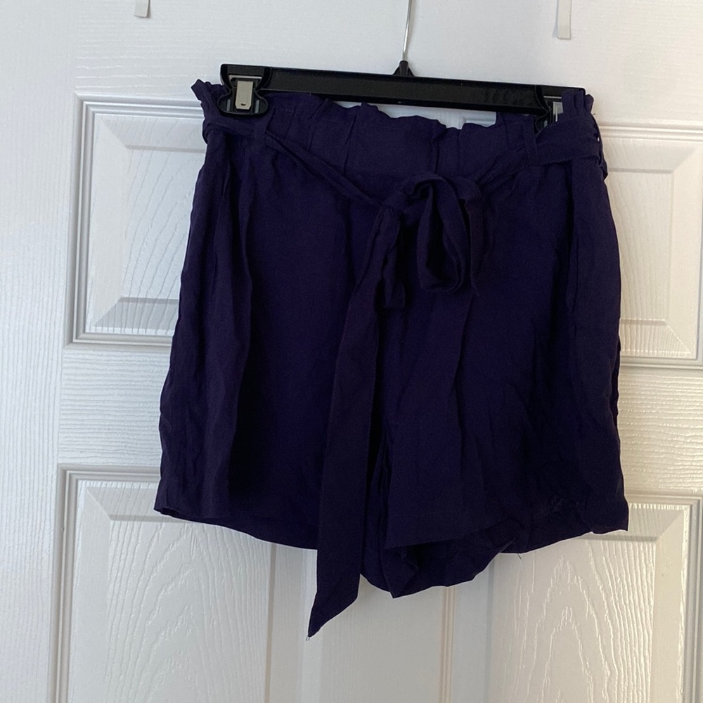 Navy shorts